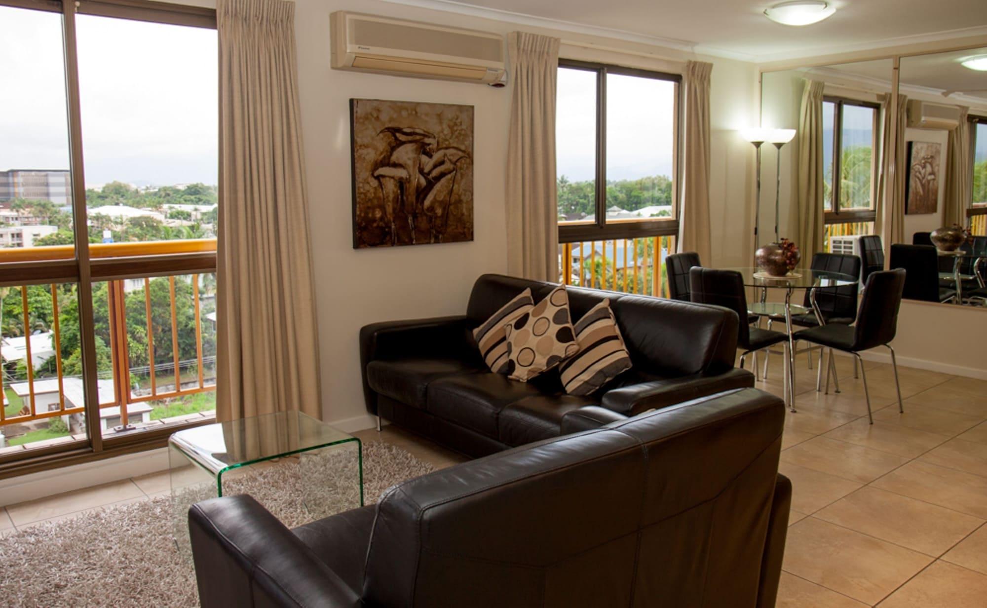 Coral Towers Holiday Suites Кернс Екстер'єр фото