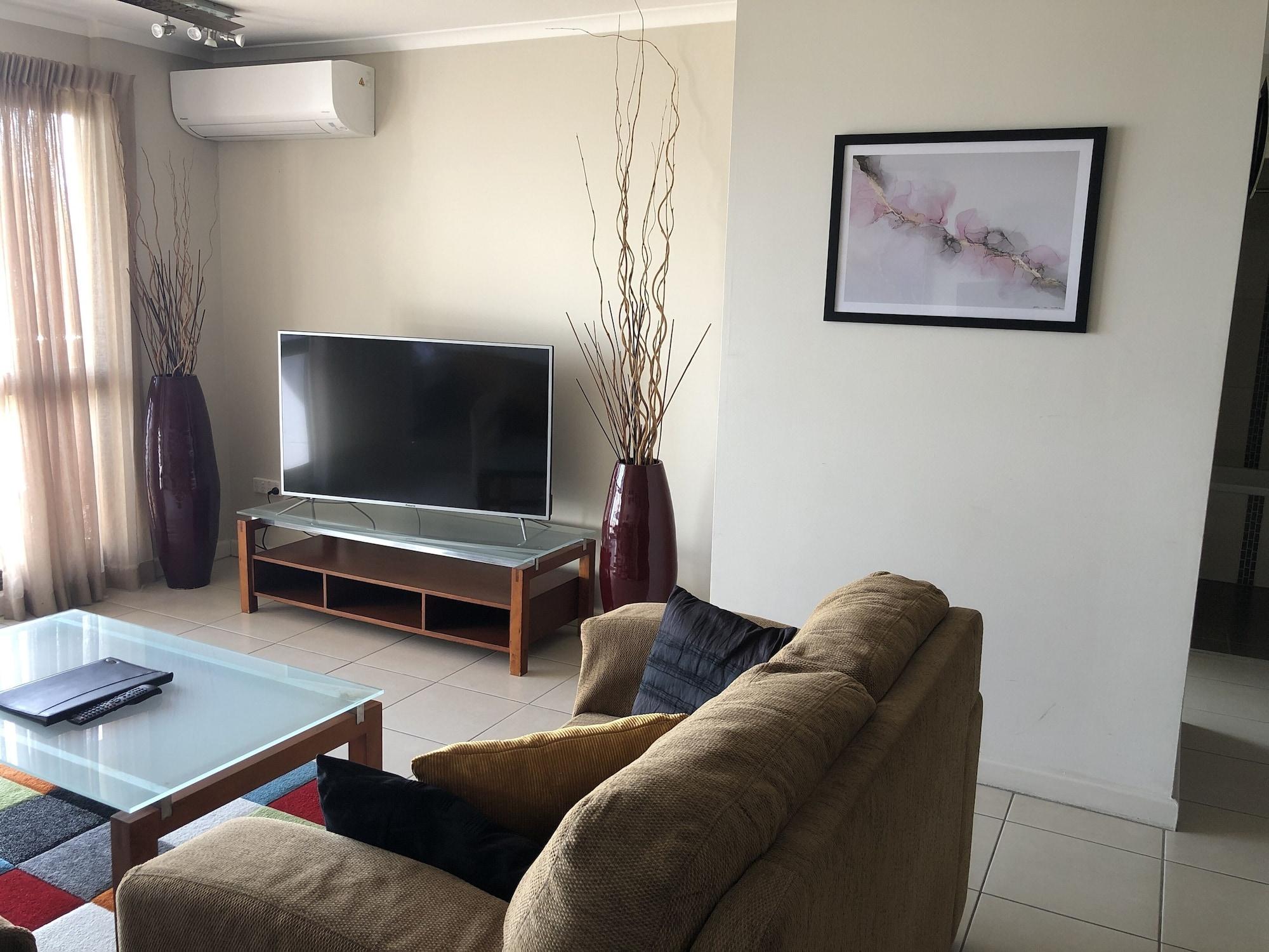 Coral Towers Holiday Suites Кернс Екстер'єр фото