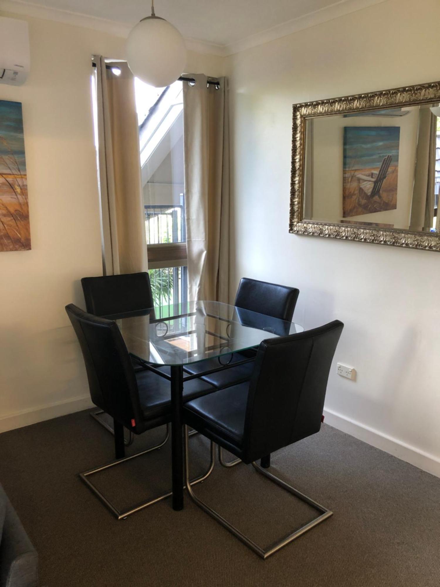 Coral Towers Holiday Suites Кернс Екстер'єр фото